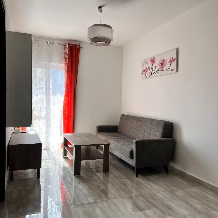 F4 Room 3, Private Room Two Single Beds Shared Bathroom Msida Luaran gambar